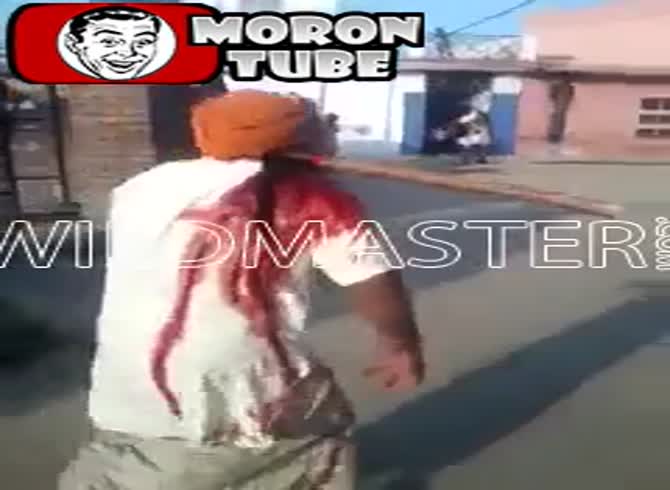 Video :A spade lodged in the rear (publicly disclosed)